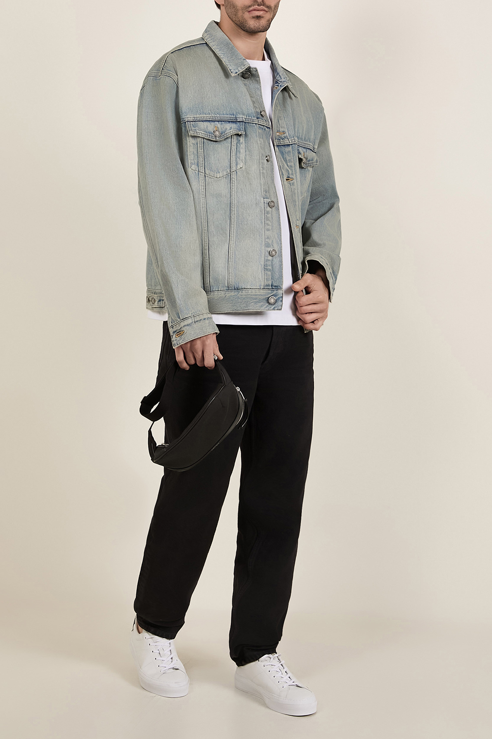 מכנסי ג'ינס בגזרה ישרה